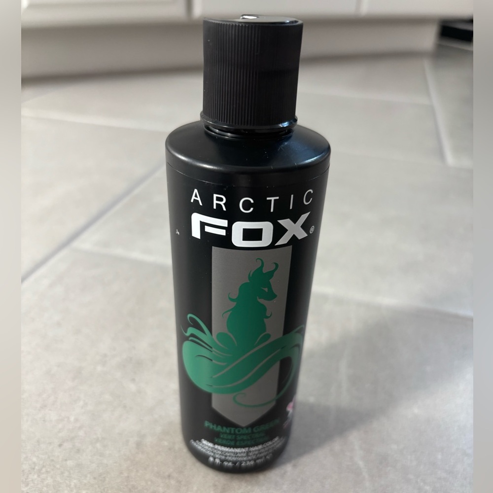 Unopened Brand New Arctic Fox Phantom Green